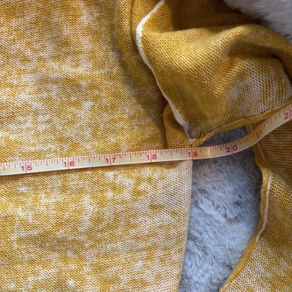 Sundance Mustard Knit Top - Picture 5 of 5